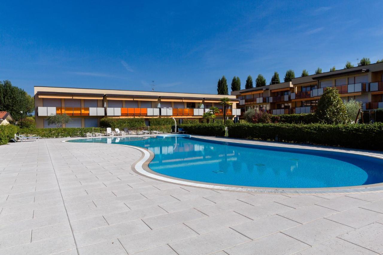 Appartamento Atlantis Sirmione Exterior foto