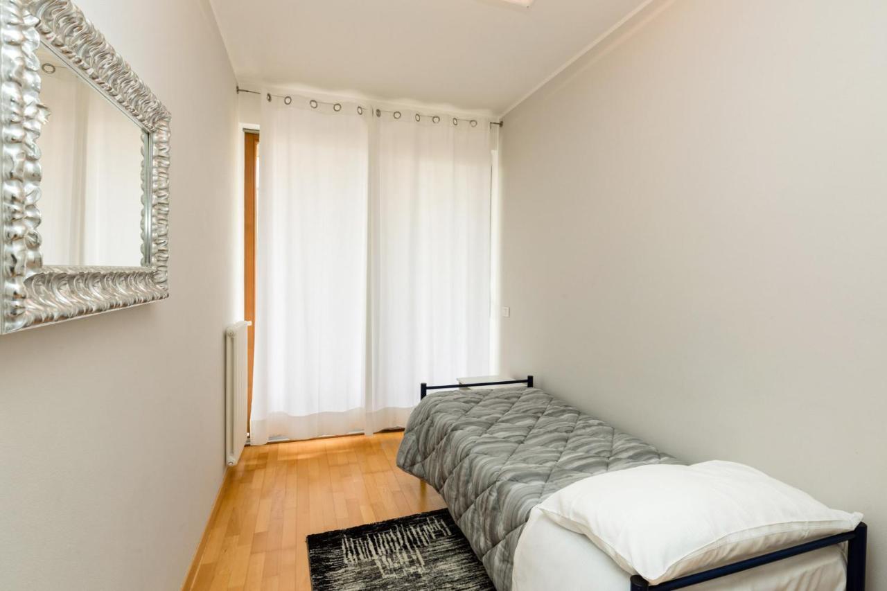 Appartamento Atlantis Sirmione Exterior foto