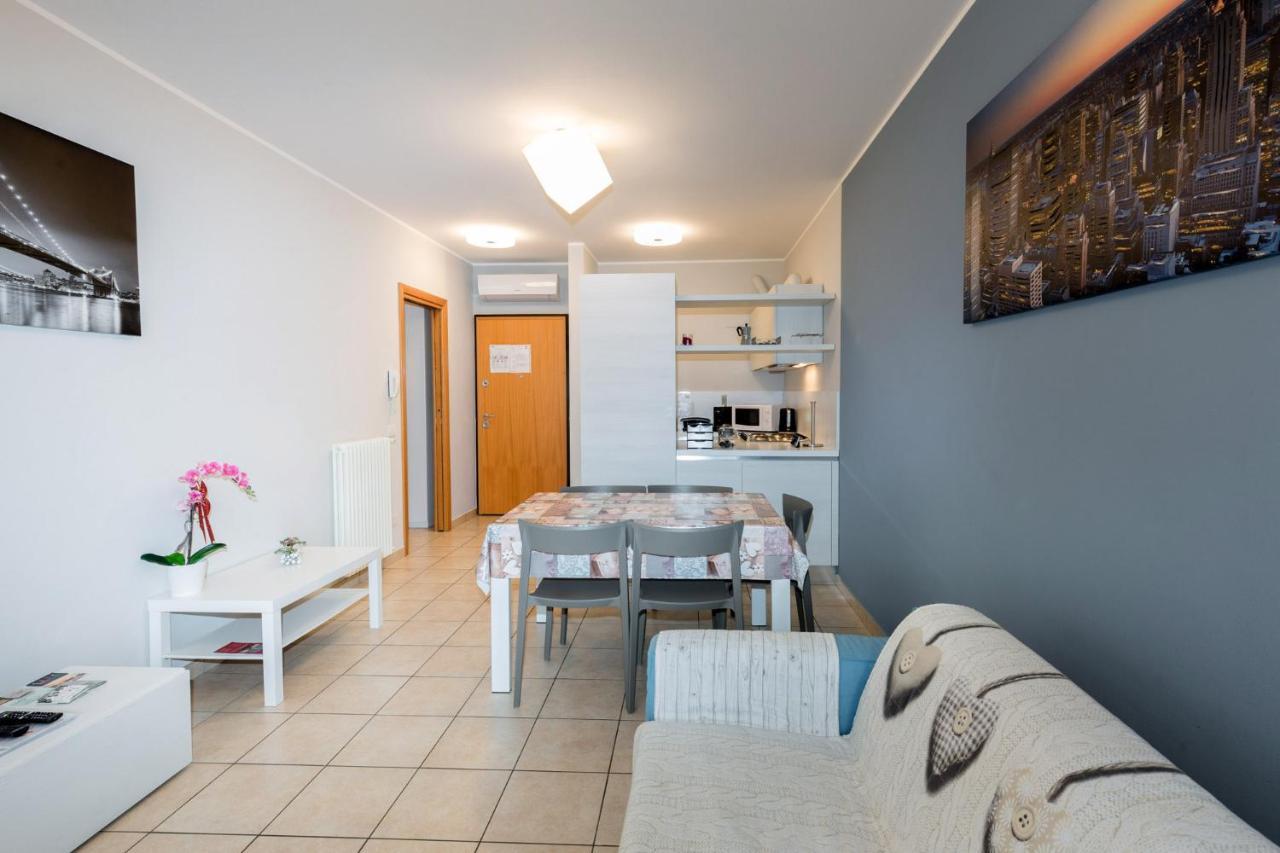 Appartamento Atlantis Sirmione Exterior foto